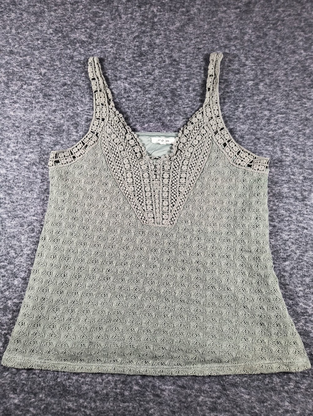 🔥 Bundle 2 For $7🔥 Maurices crochet lined tank top, green, women's medium